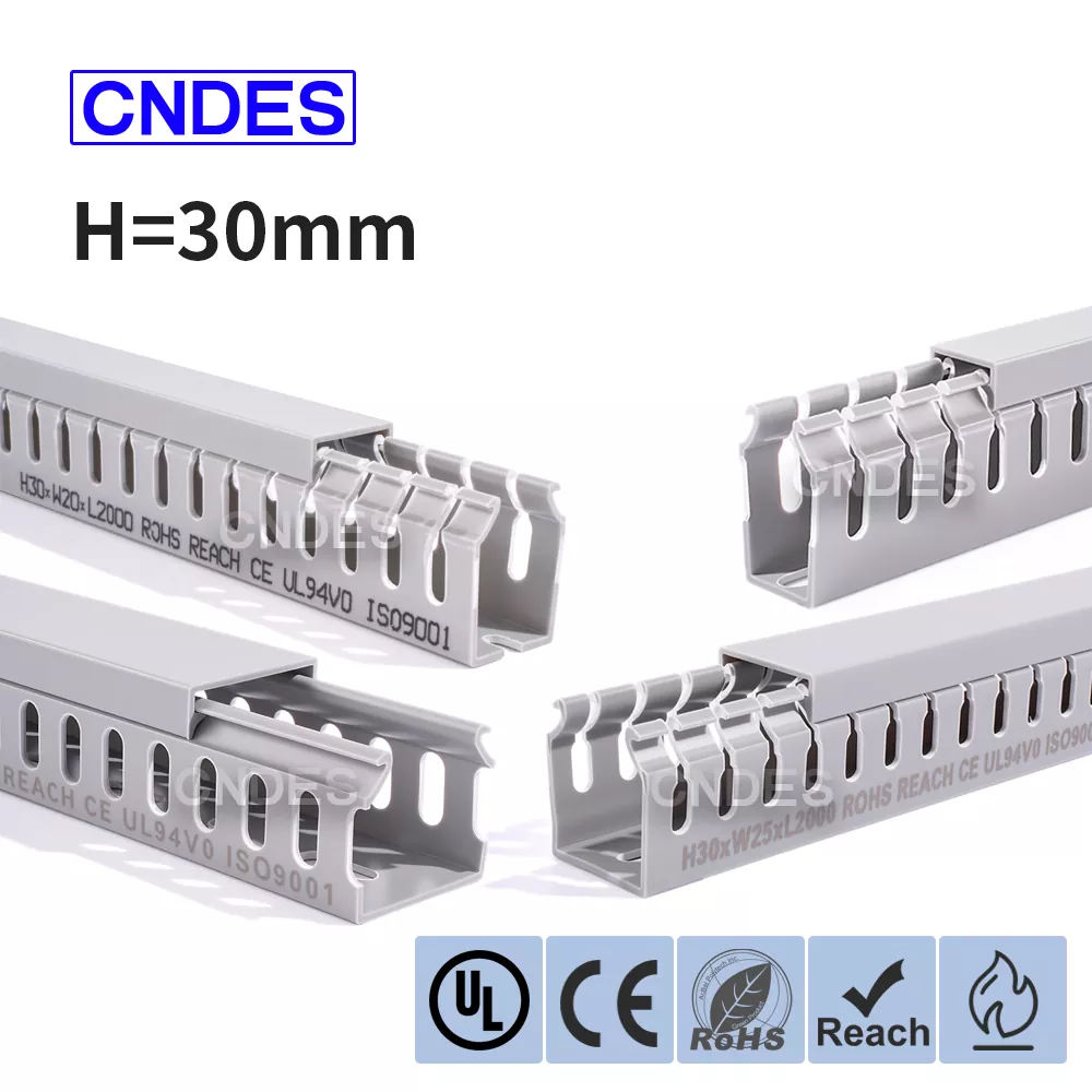 Канал за управување со ПВЦ кабел со дупчиња од 30 мм